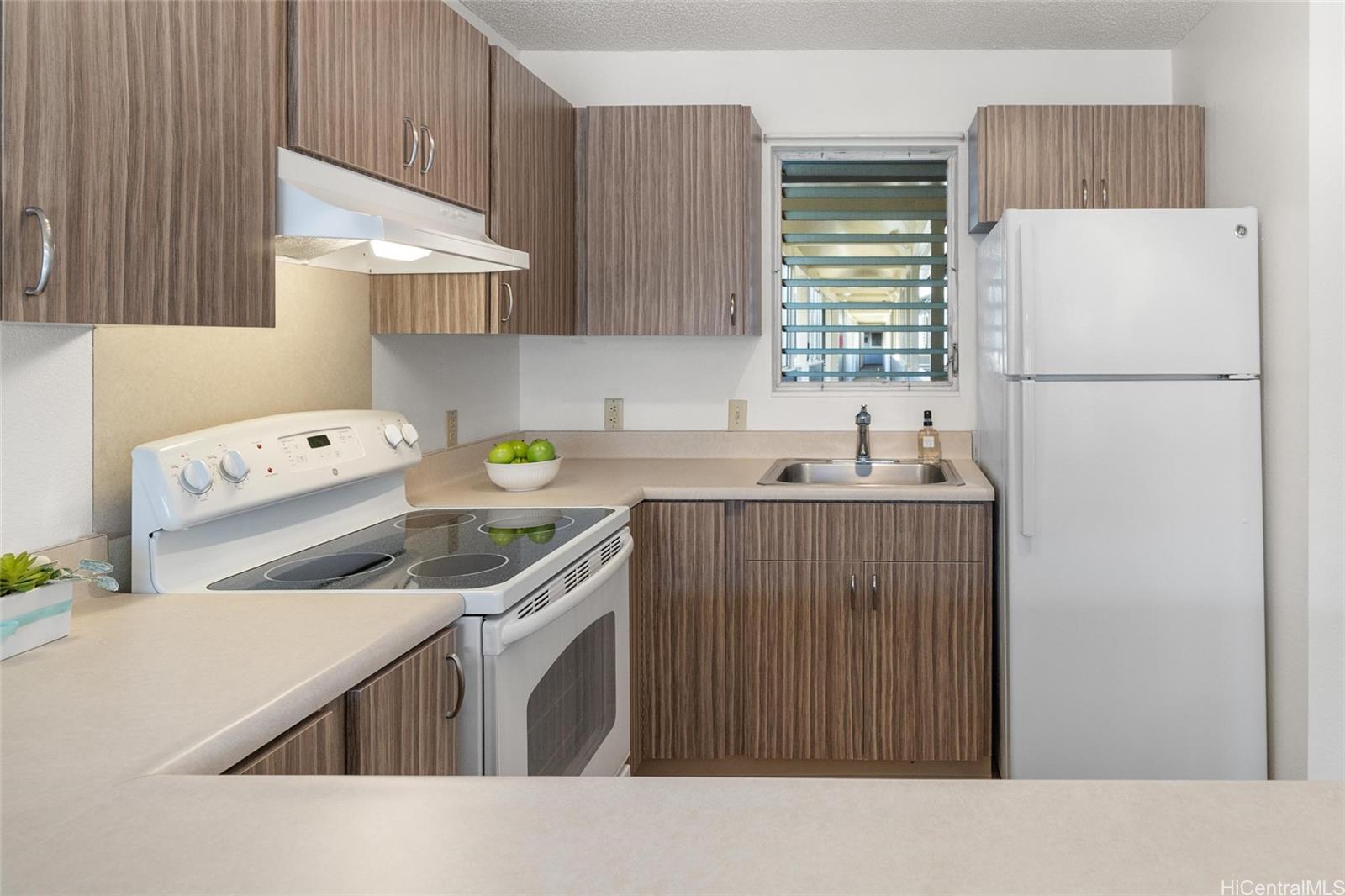 Olaloa 1 condo # 26M, Mililani, Hawaii - photo 2 of 24