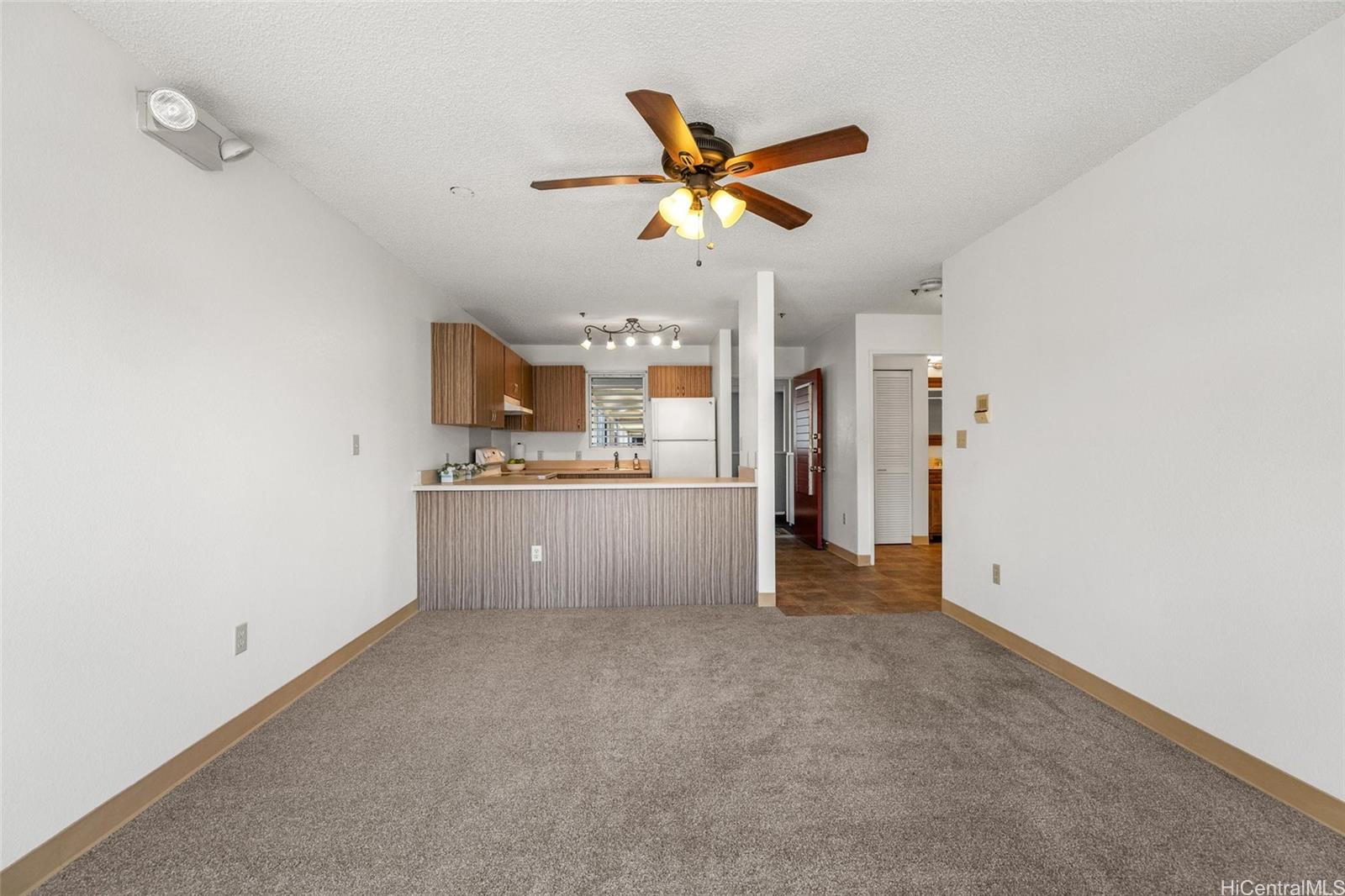 Olaloa 1 condo # 26M, Mililani, Hawaii - photo 5 of 24