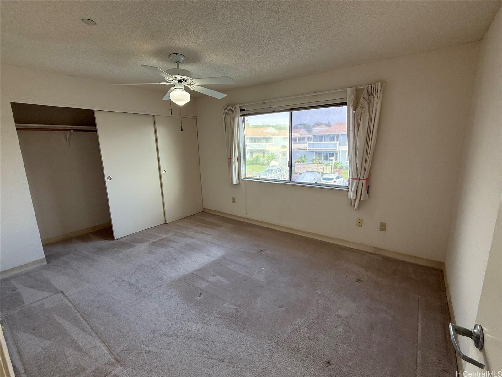 95-1050 Makaikai St Mililani - Rental - photo 3 of 9