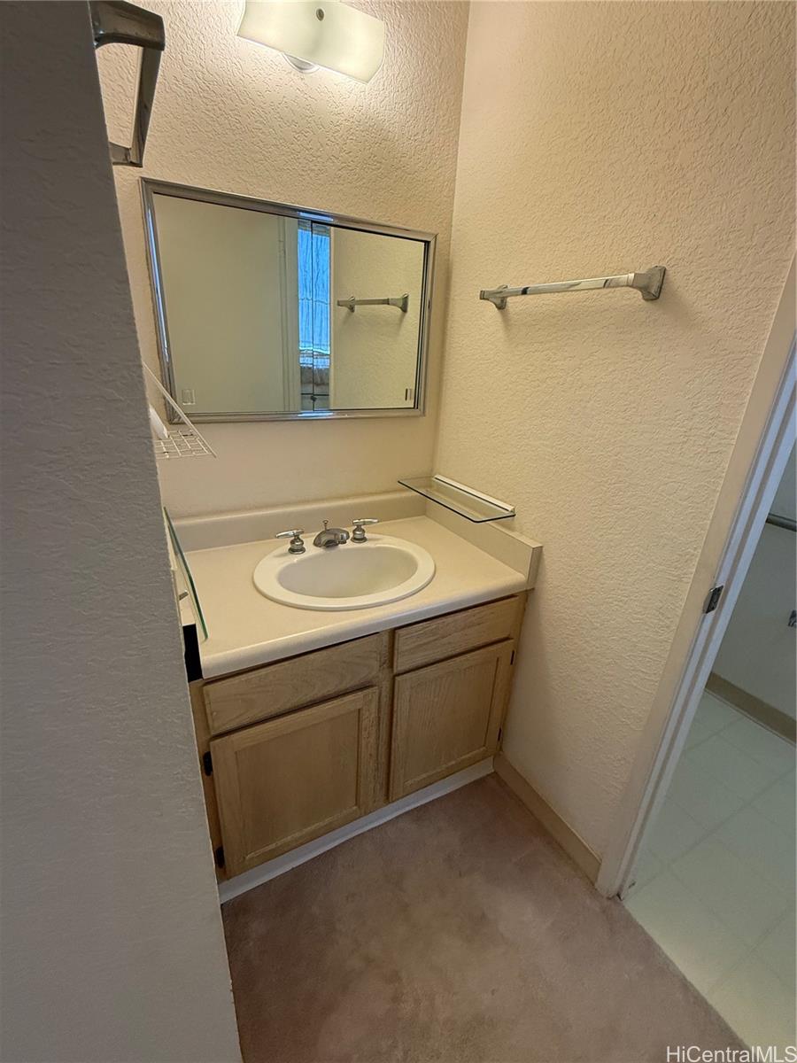 95-1050 Makaikai St Mililani - Rental - photo 5 of 9