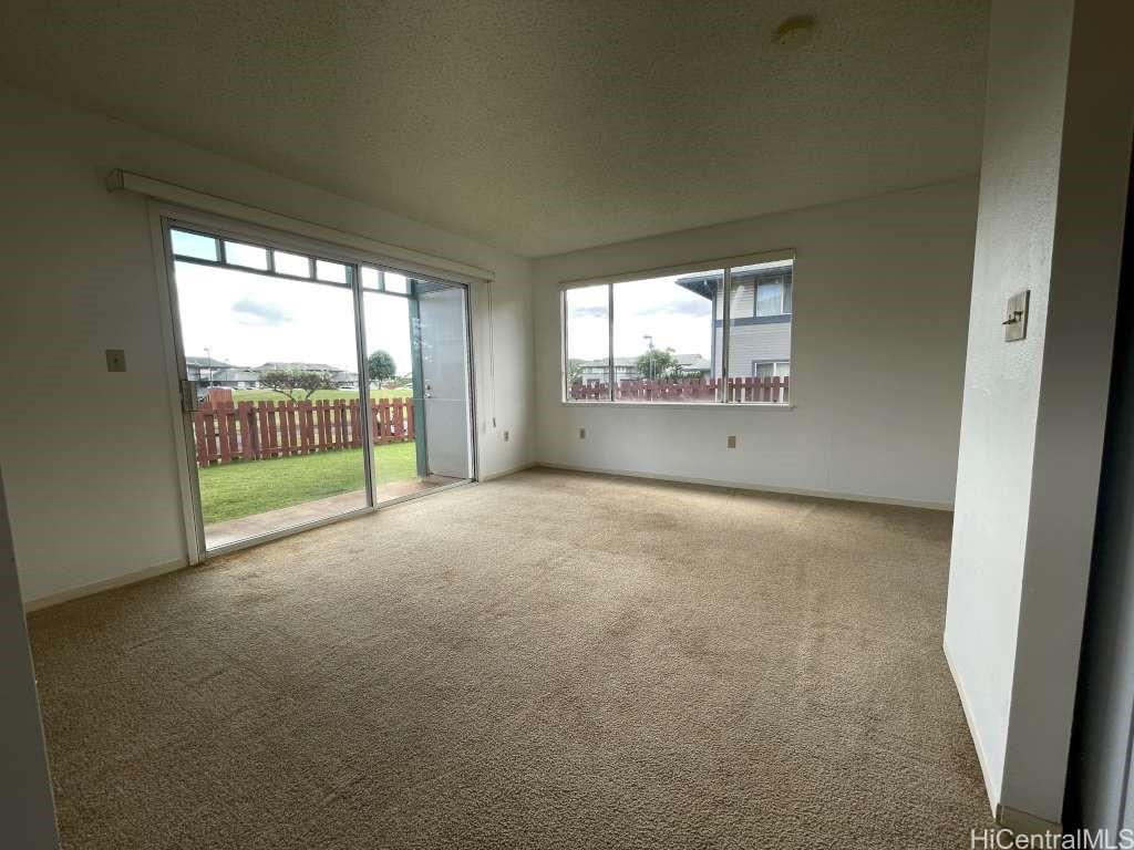 95-1054 Kuauli Street Mililani - Rental - photo 3 of 15