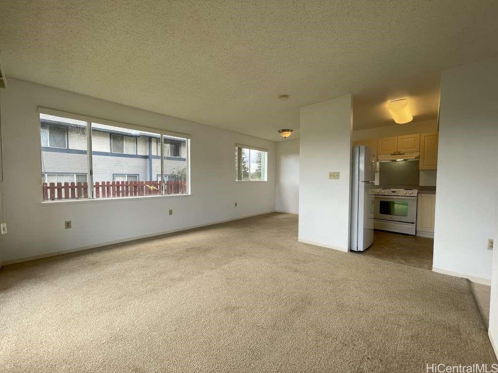 95-1054 Kuauli Street Mililani - Rental - photo 4 of 15
