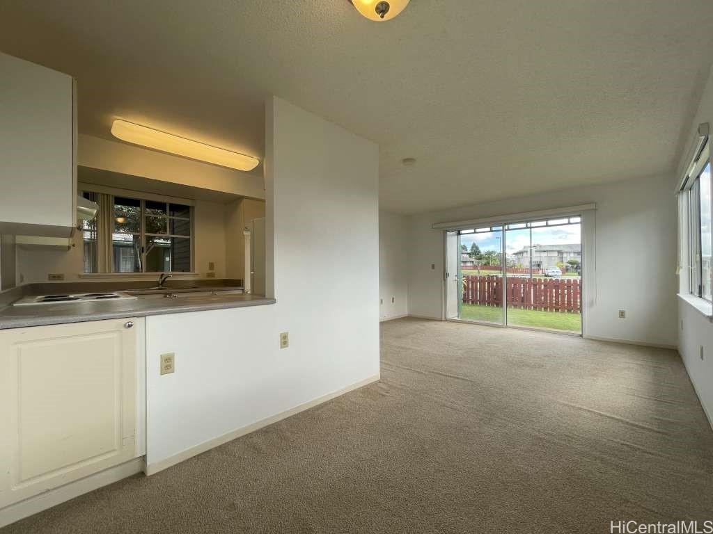 95-1054 Kuauli St Mililani - Rental - photo 6 of 15