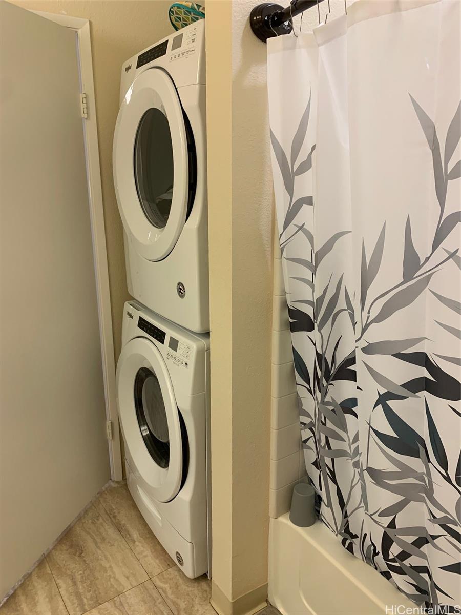 95-1056 Ainamakua Dr Honolulu - Rental - photo 5 of 7