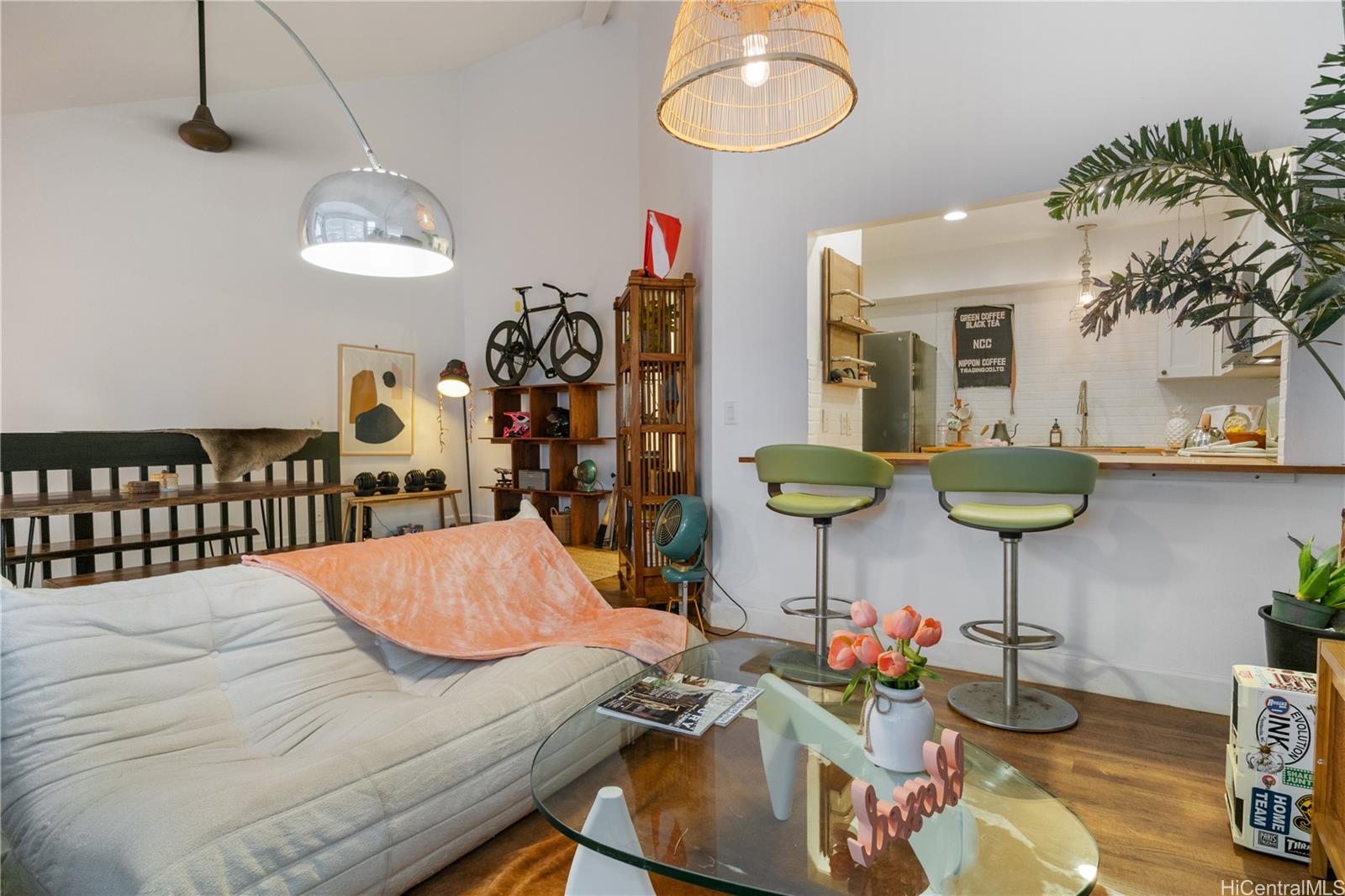 Kumelewai Court 2 condo # G, Mililani, Hawaii - photo 4 of 19