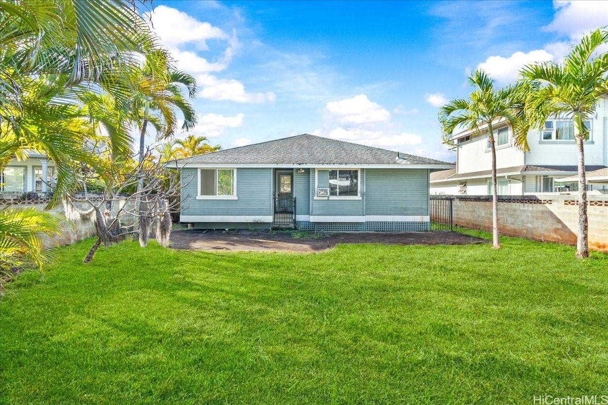 95-1060  Hakala Street Mililani Mauka, Central home - photo 24 of 25