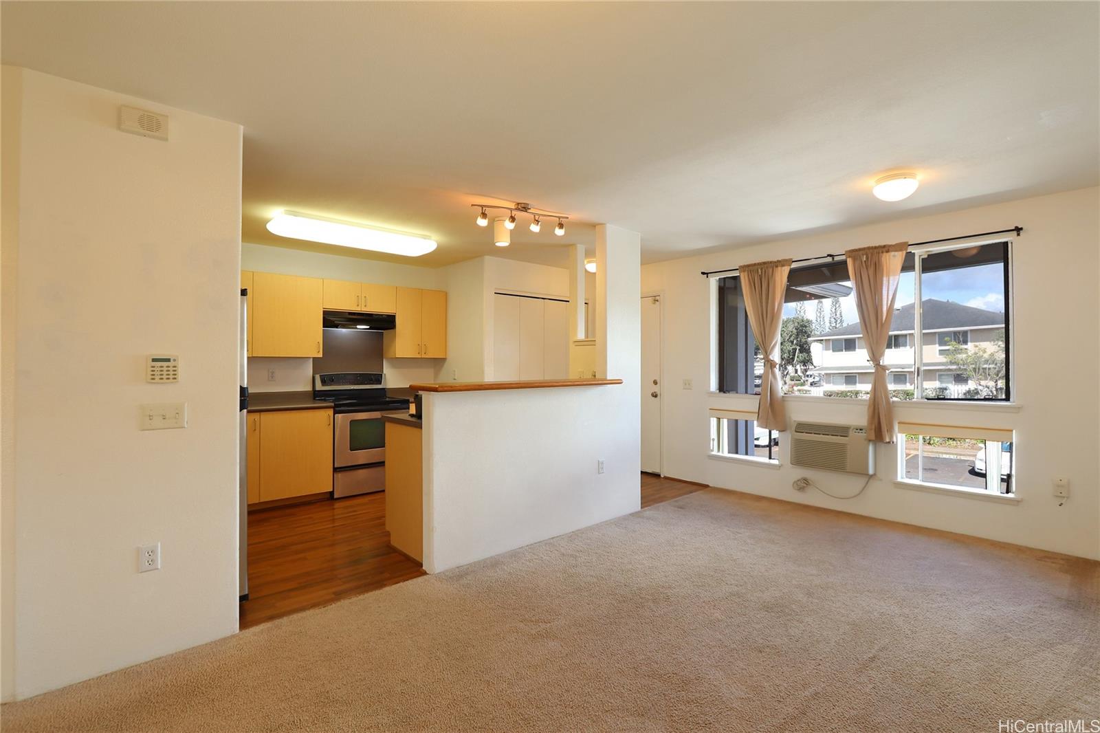 95-1063 Koolani Dr Mililani - Rental - photo 6 of 9