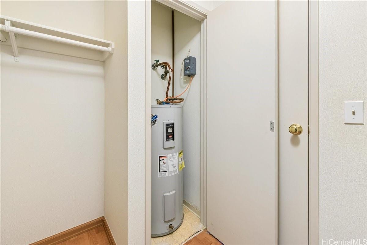 Kumelewai Court 1 condo # G 143, Honolulu, Hawaii - photo 19 of 25