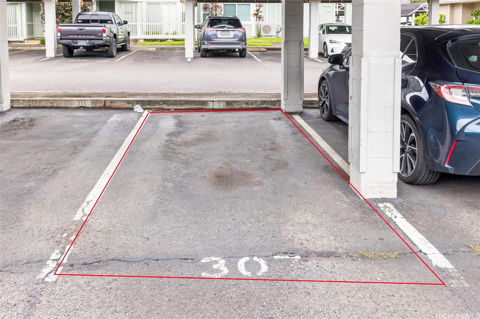 Kumelewai Court 1 condo # G 143, Honolulu, Hawaii - photo 23 of 25