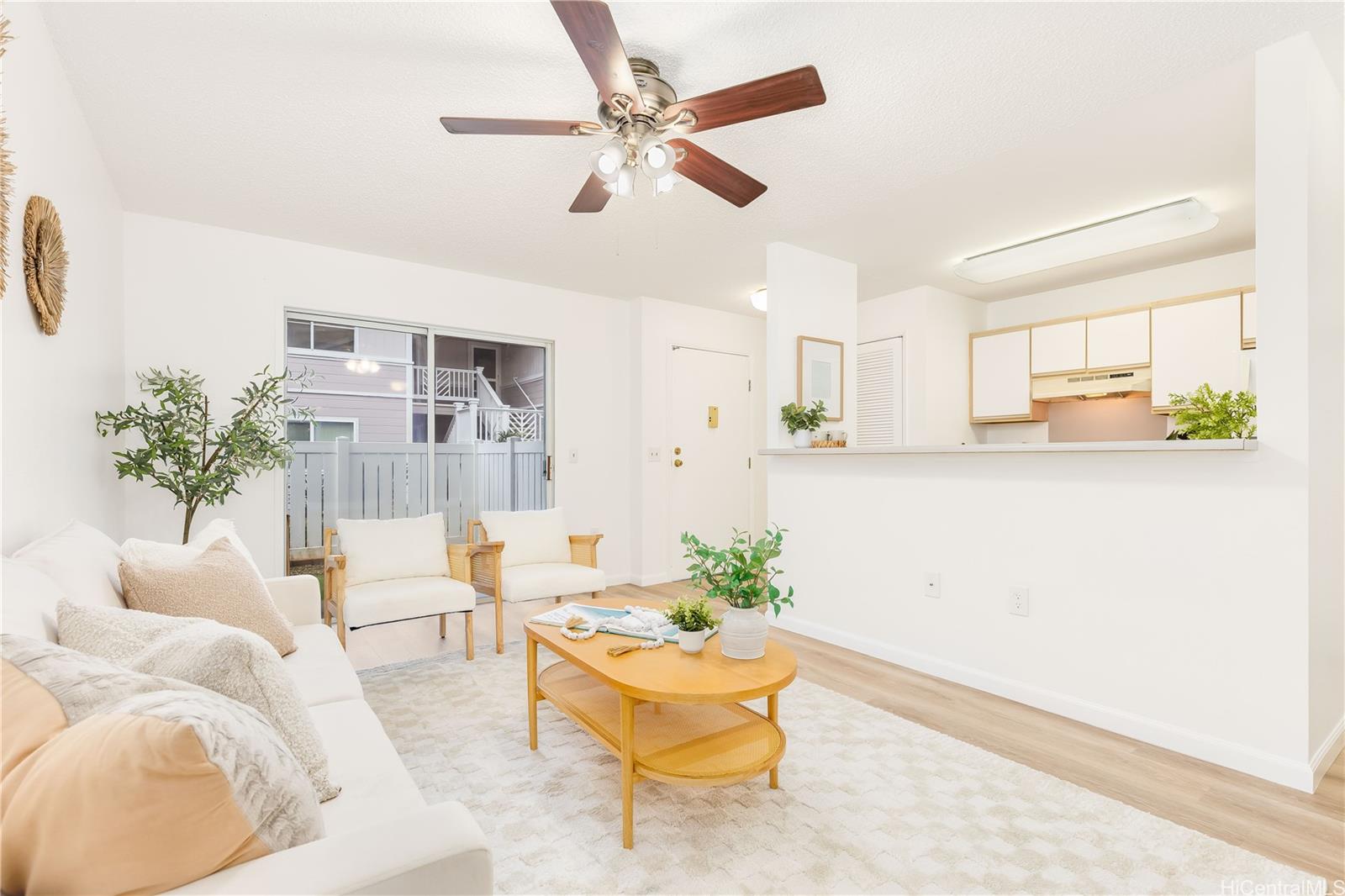 MTA townhouse # 115, Mililani, Hawaii - photo 4 of 25