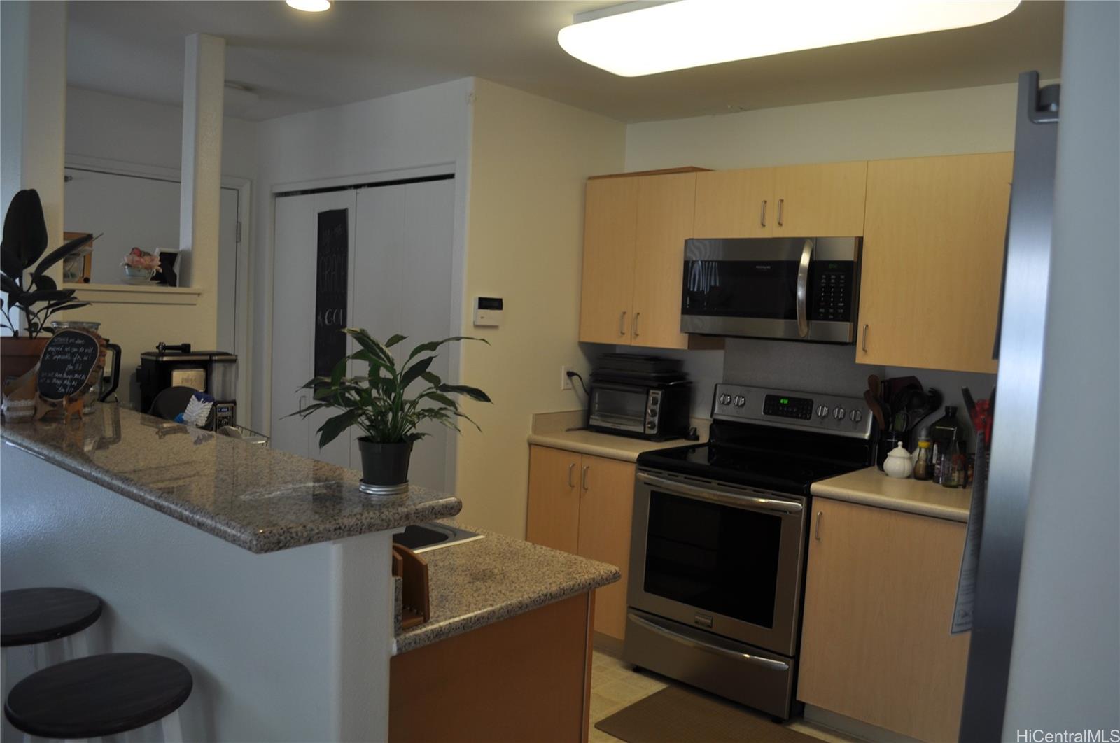 95-1075 Koolani Dr Mililani - Rental - photo 5 of 23