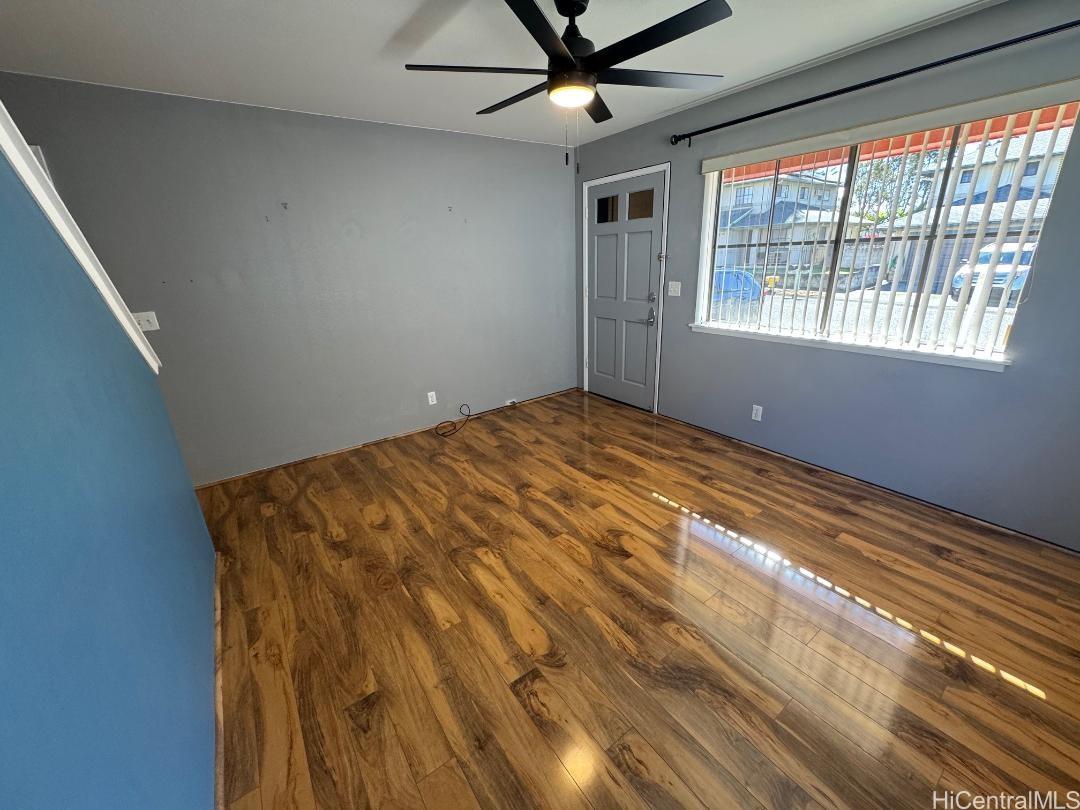 95-1078  Kahakiki Street Mililani Mauka, Central home - photo 2 of 25