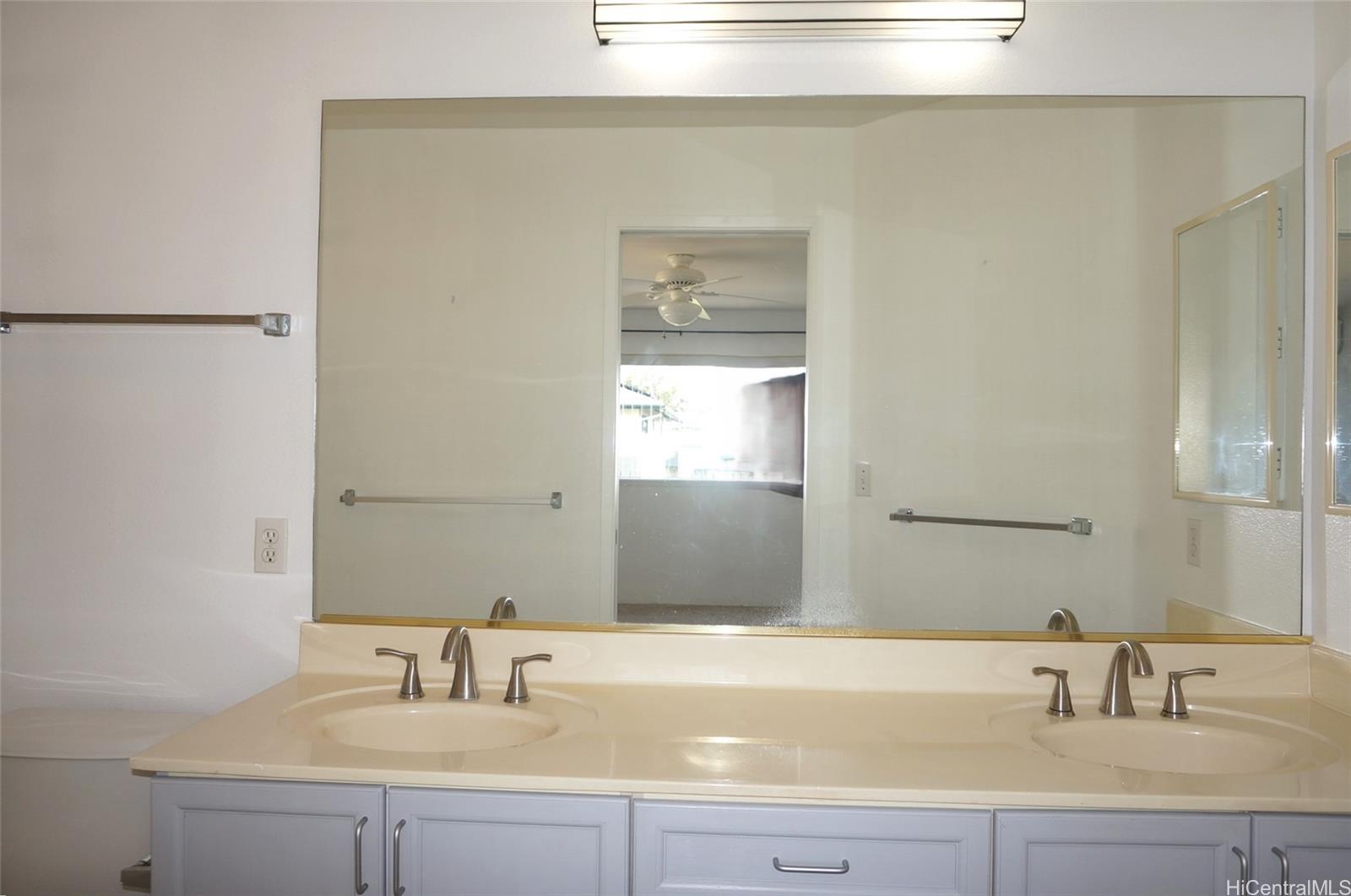 95-1078  Kahakiki Street Mililani Mauka, Central home - photo 18 of 25