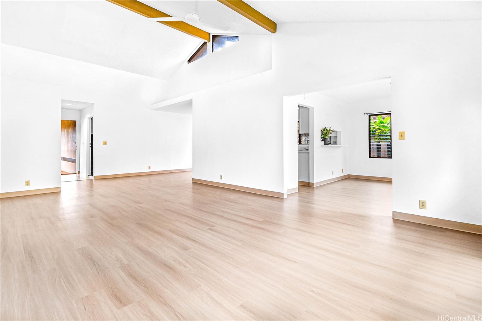 95-108  Lalai Place Mililani Area, Central home - photo 8 of 25