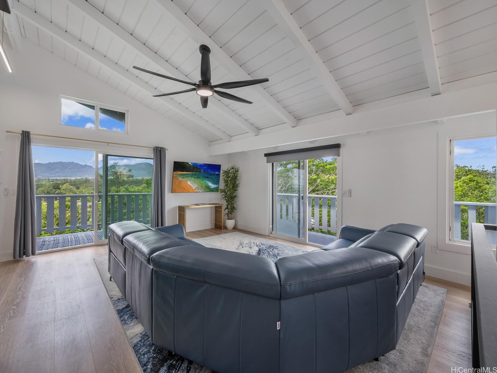 95-109  Waikalani Drive Waipio Acres/waikalani Woodlands, Central home - photo 8 of 25