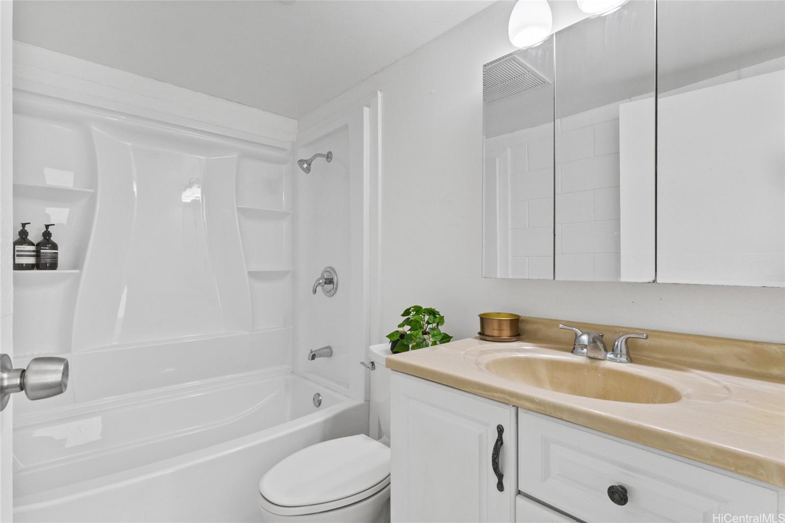 Nahoa Apts condo # 111, Mililani, Hawaii - photo 11 of 21