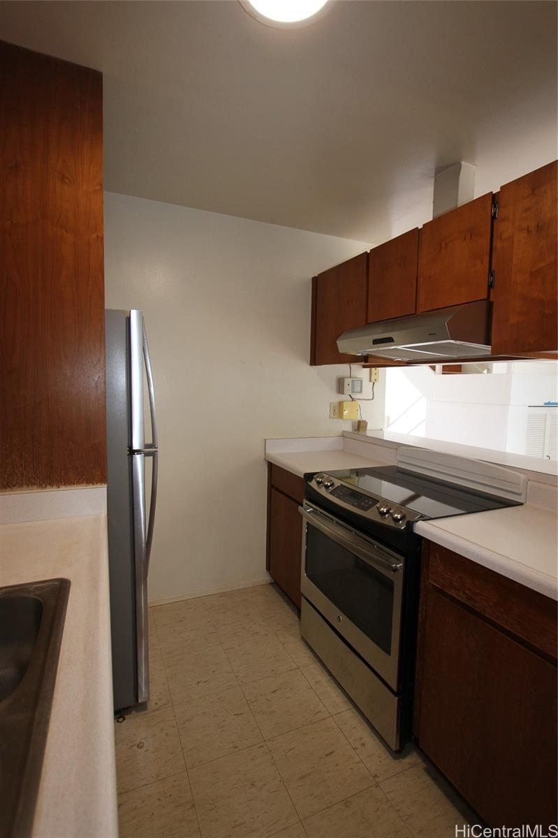 Mililani Town Assoc townhouse # 447, Mililani, Hawaii - photo 3 of 22