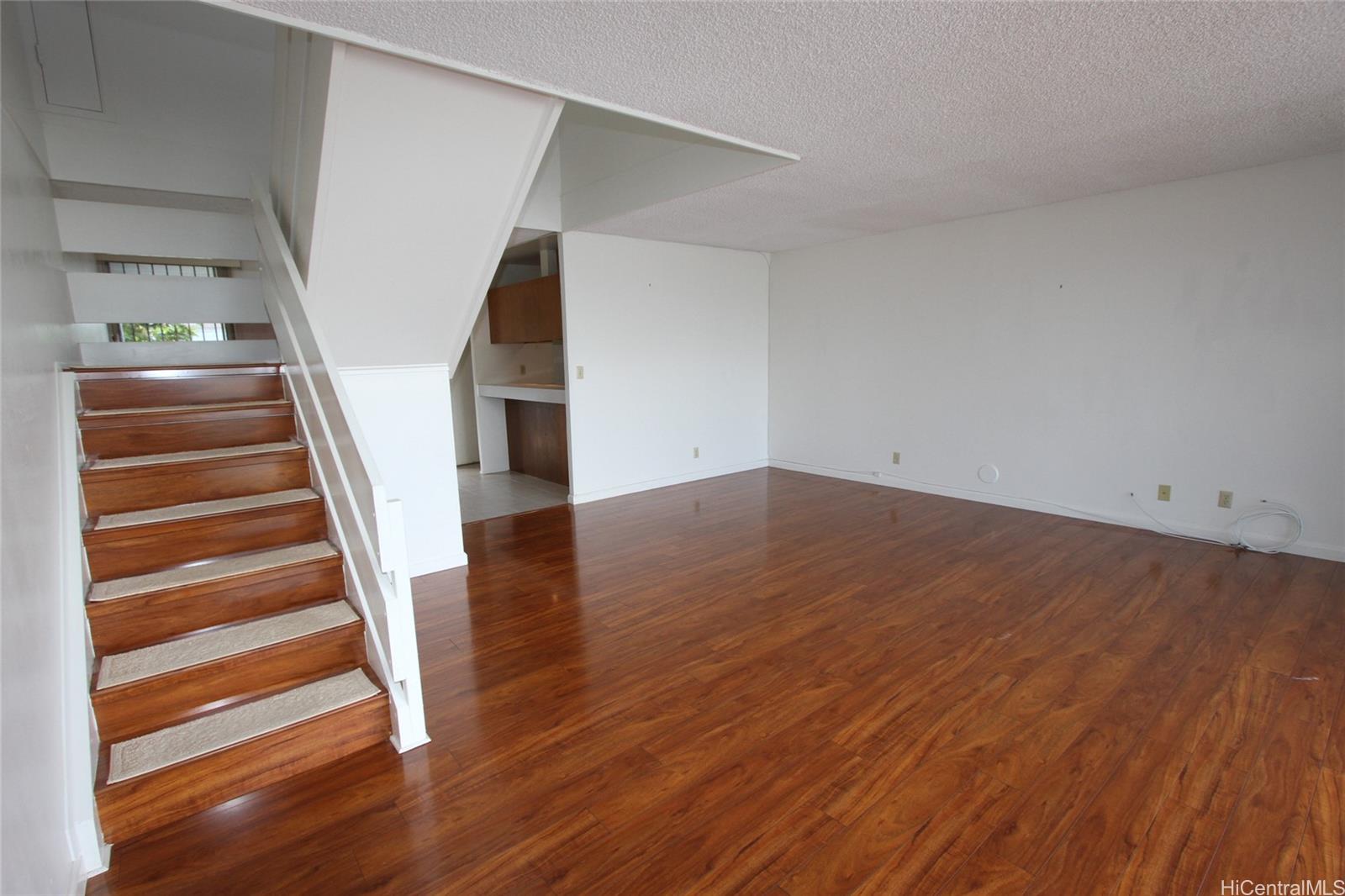 Mililani Town Assoc townhouse # 447, Mililani, Hawaii - photo 7 of 22