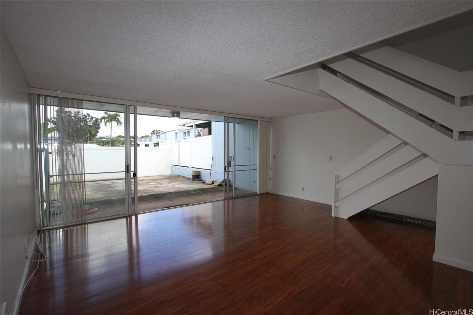 Mililani Town Assoc townhouse # 447, Mililani, Hawaii - photo 9 of 22