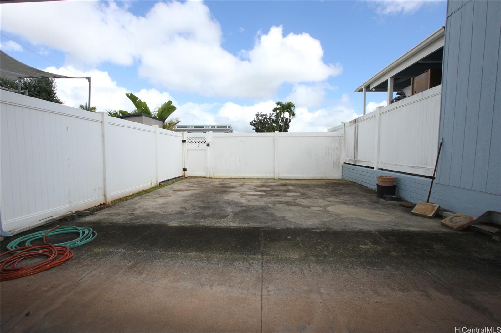 Mililani Town Assoc townhouse # 447, Mililani, Hawaii - photo 10 of 22