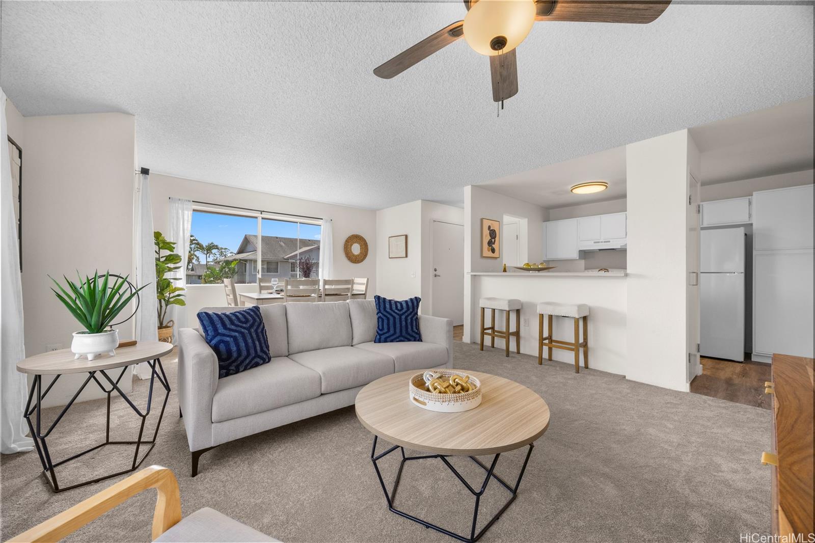 95-1137 Makaikai Street townhouse # 58, Mililani, Hawaii - photo 3 of 13