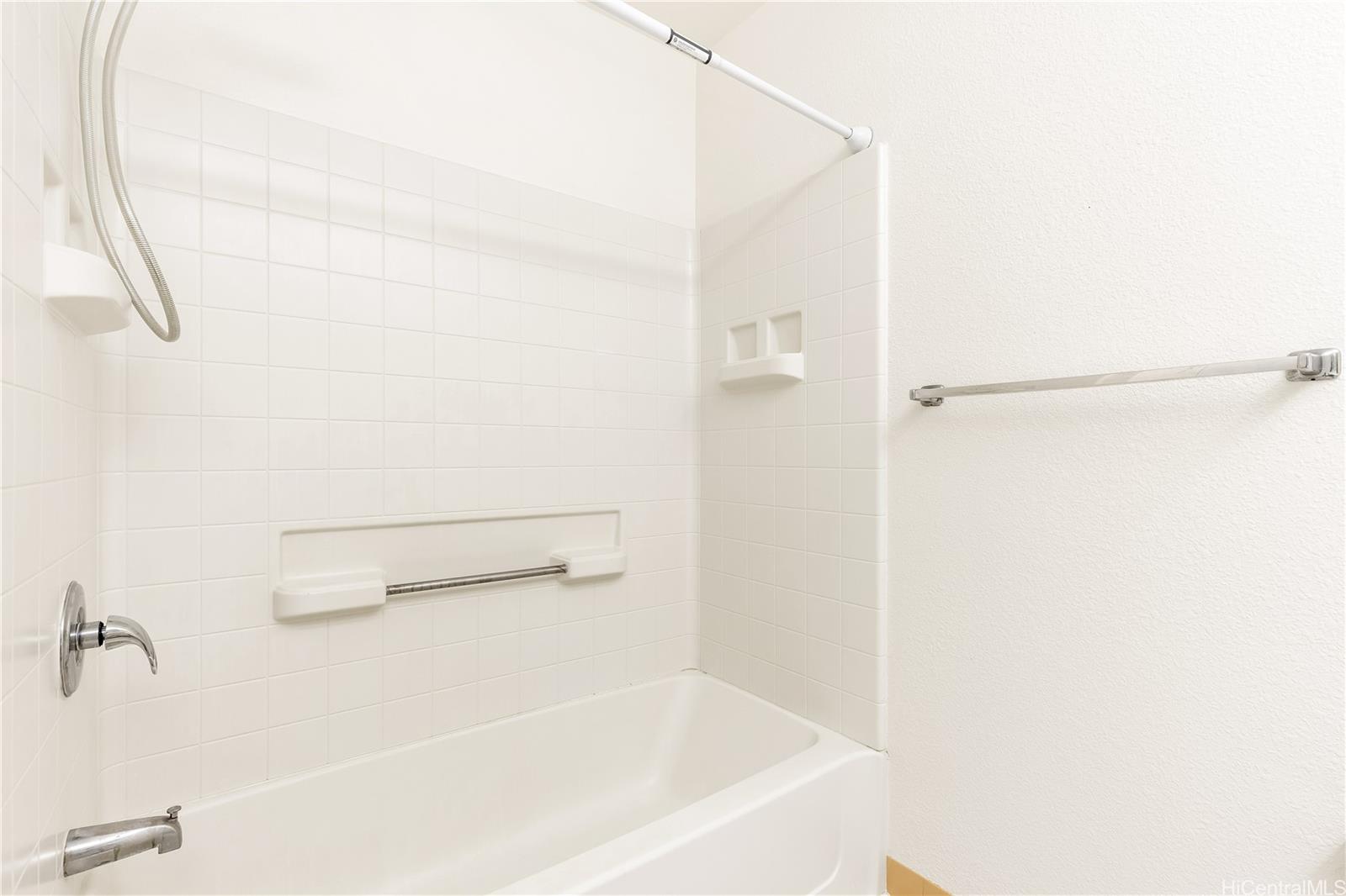 95-1137 Makaikai St townhouse # 62, Mililani, Hawaii - photo 11 of 17