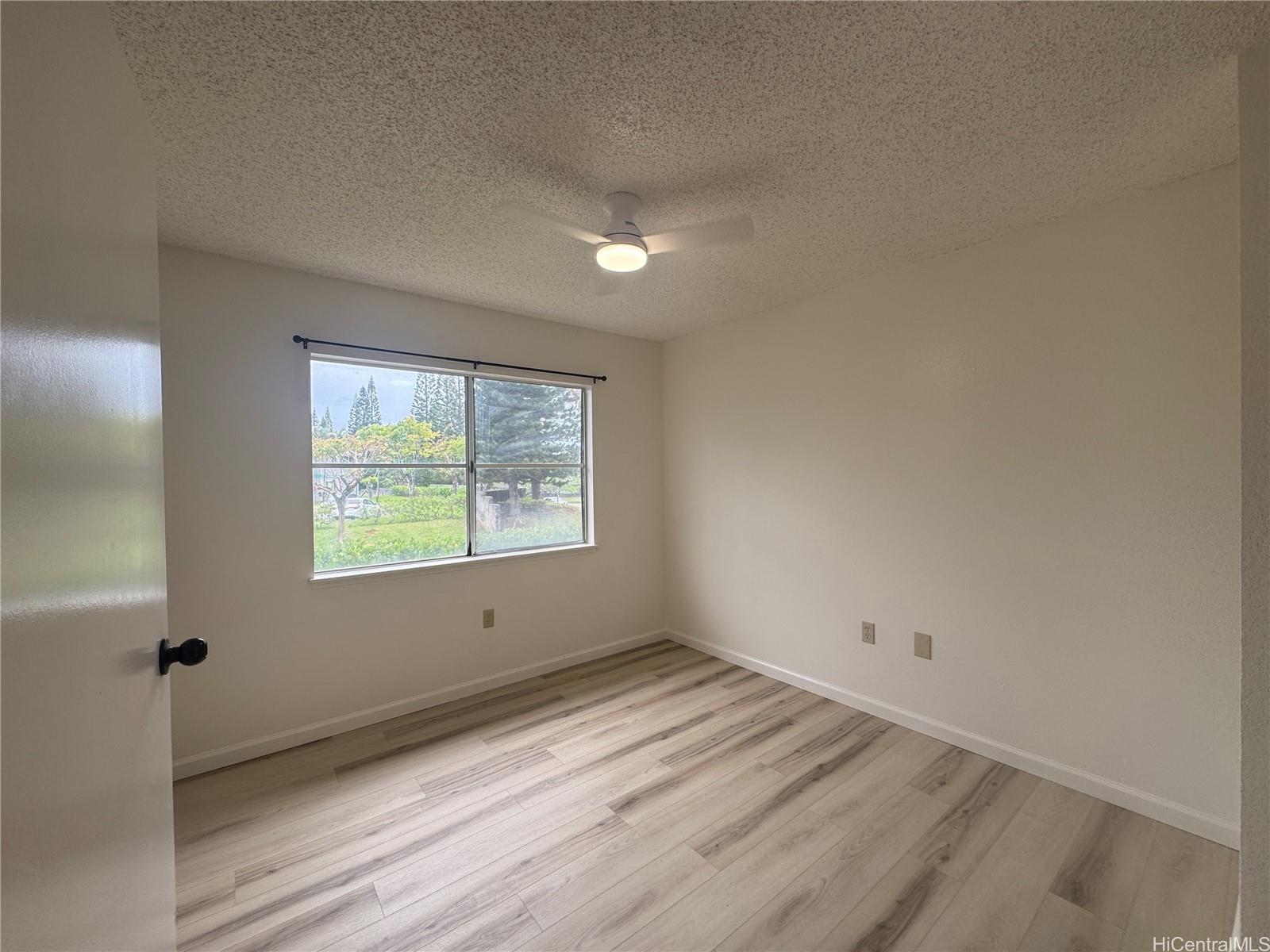 95-1140 Makaikai St Mililani - Rental - photo 6 of 7