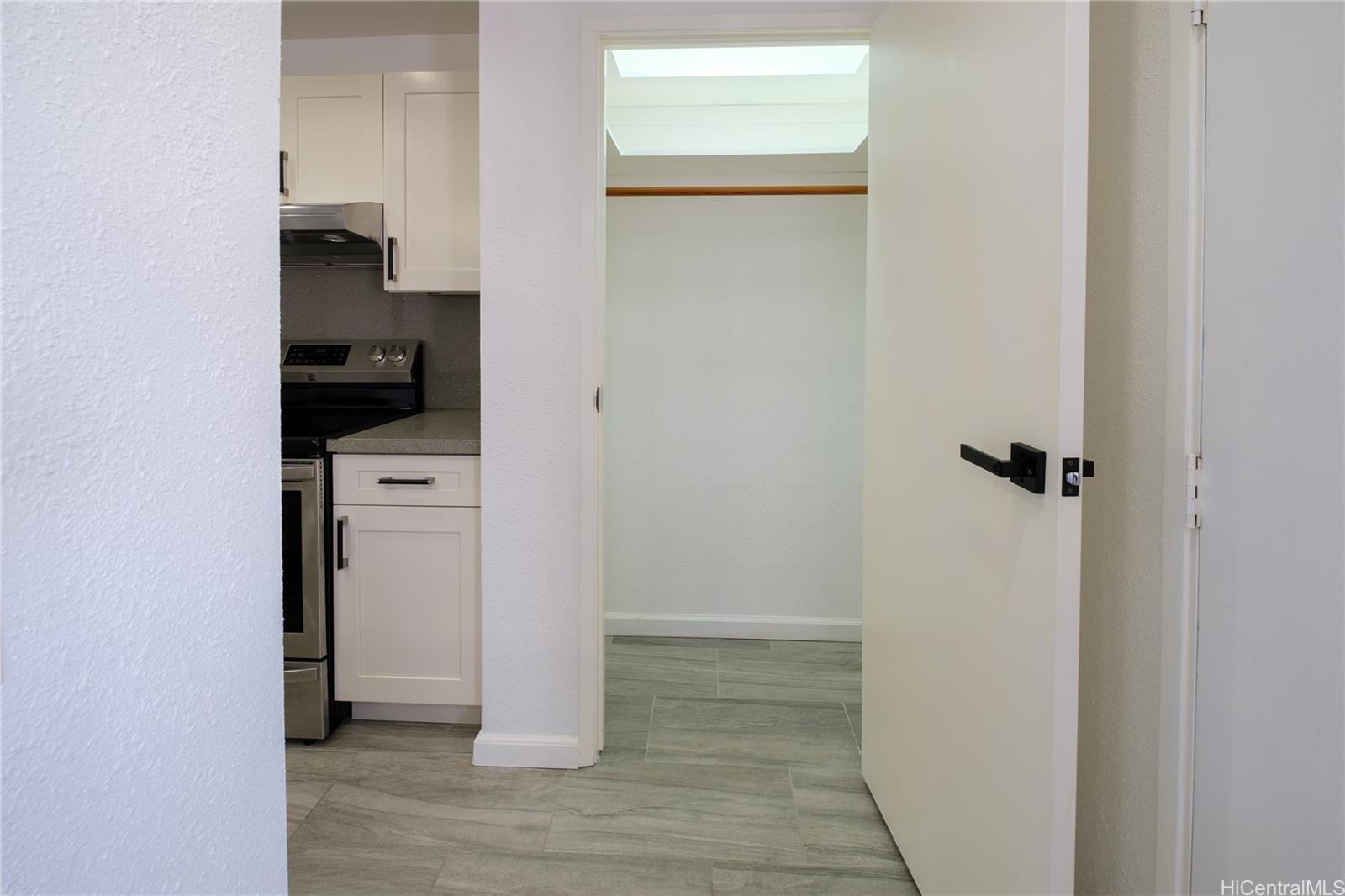 Mililani Town Association townhouse # 18, Mililani, Hawaii - photo 6 of 18