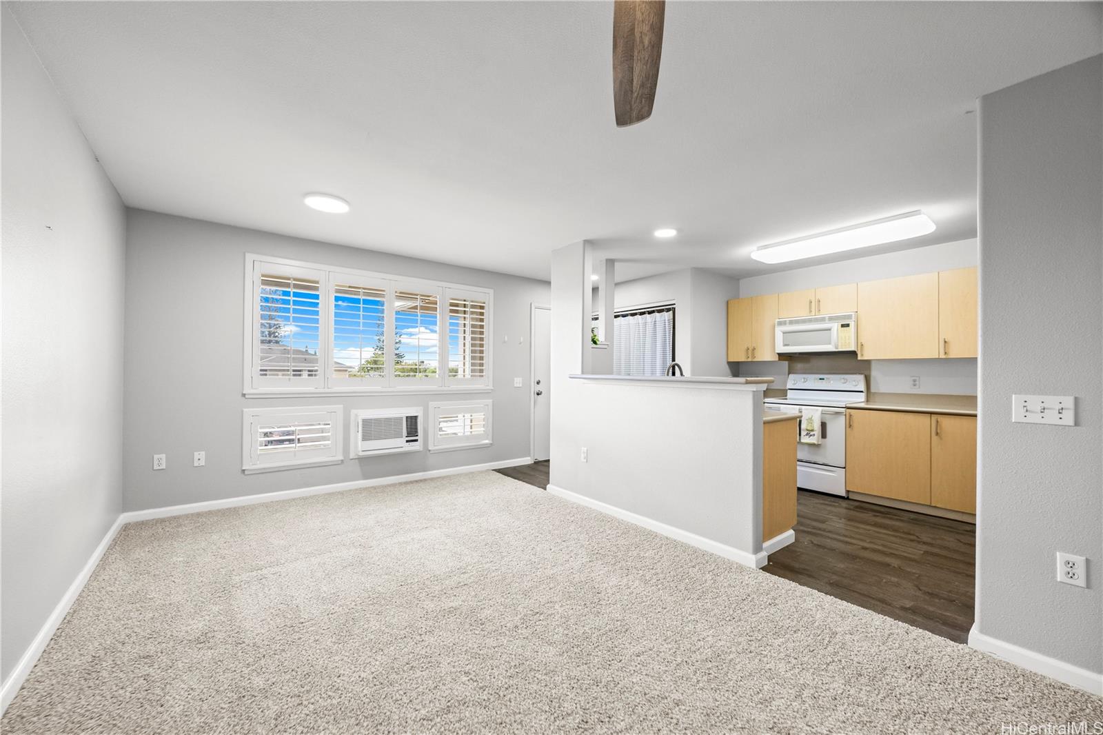 Mililani Town townhouse # 115, Mililani, Hawaii - photo 3 of 22