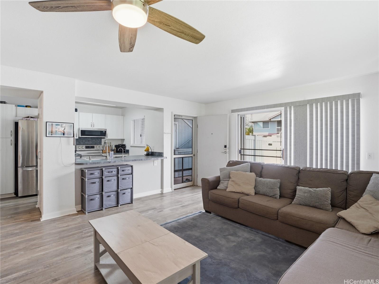 Mililani Town Association townhouse # 83, Mililani, Hawaii - photo 3 of 24