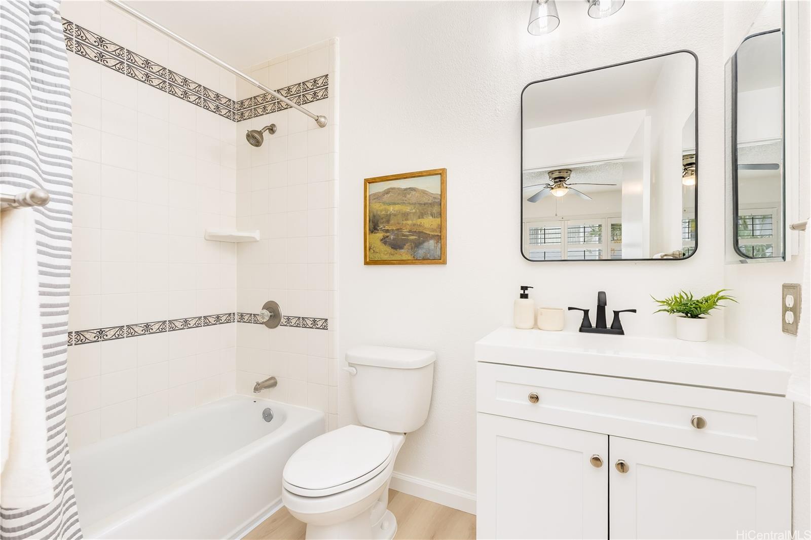 Mililani Town Assoc townhouse # 116, Mililani, Hawaii - photo 19 of 25