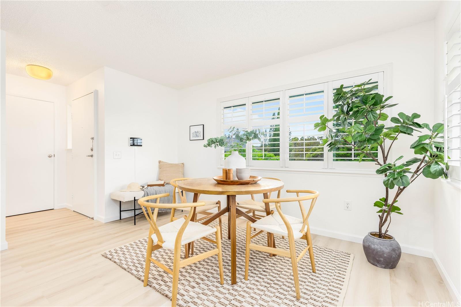 Mililani Town Assoc townhouse # 116, Mililani, Hawaii - photo 8 of 25