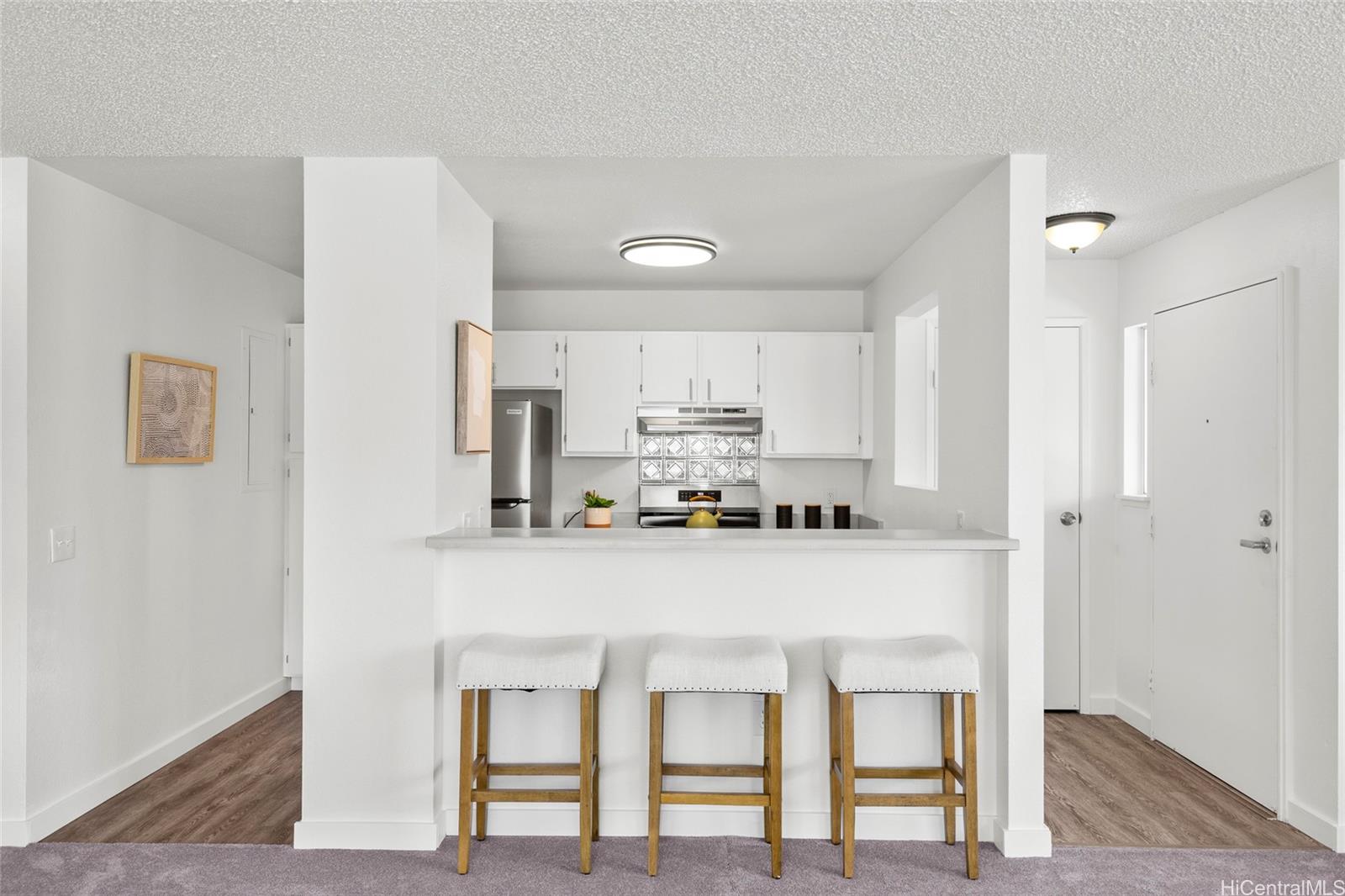 MTA townhouse # 108, Mililani, Hawaii - photo 4 of 11