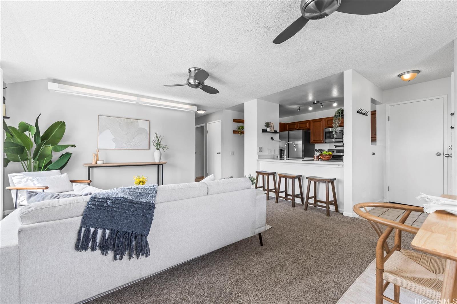 Mililani Town Association townhouse # 124, Mililani, Hawaii - photo 7 of 19