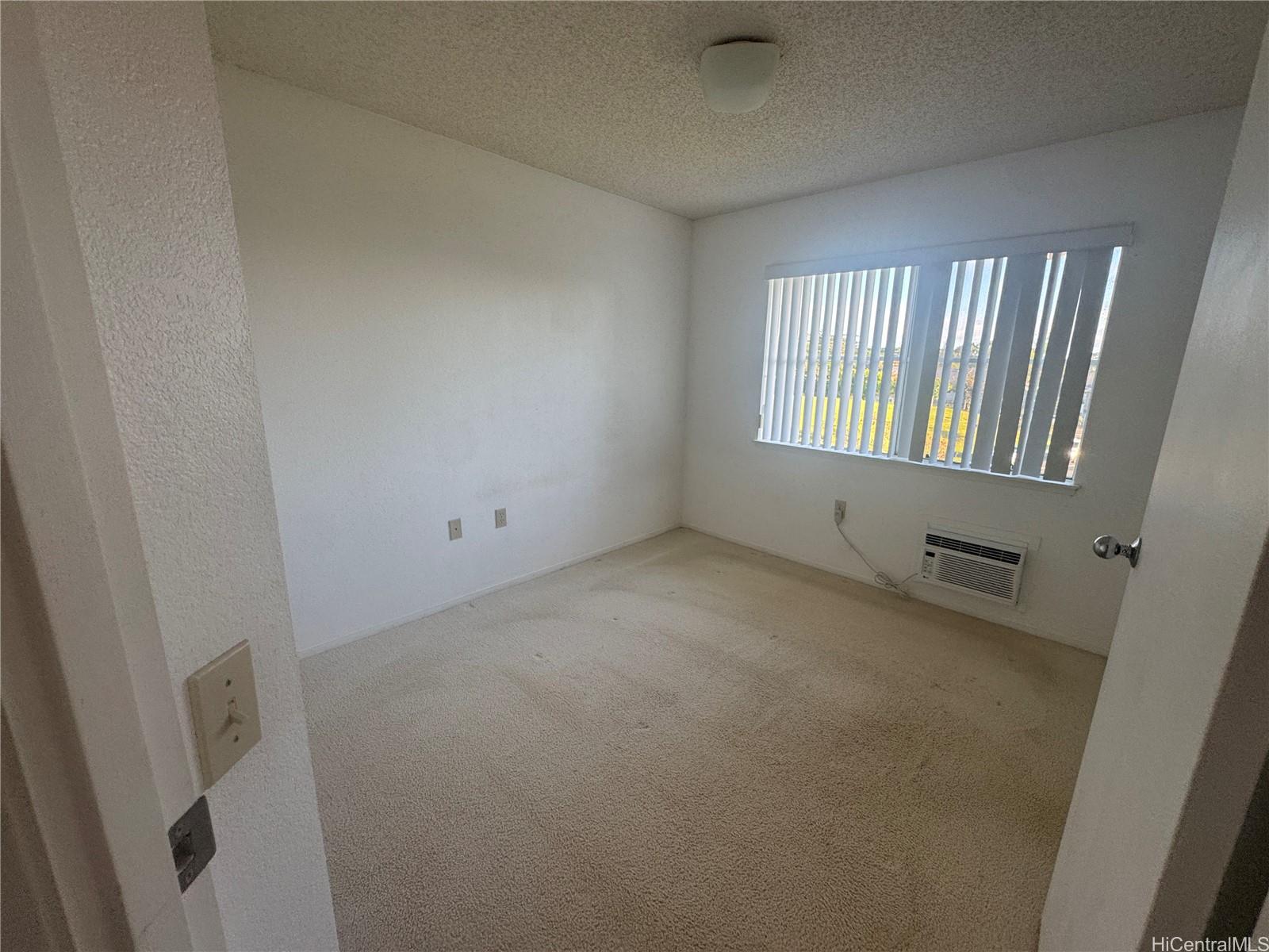 95-1174 Makaikai St Mililani - Rental - photo 8 of 12