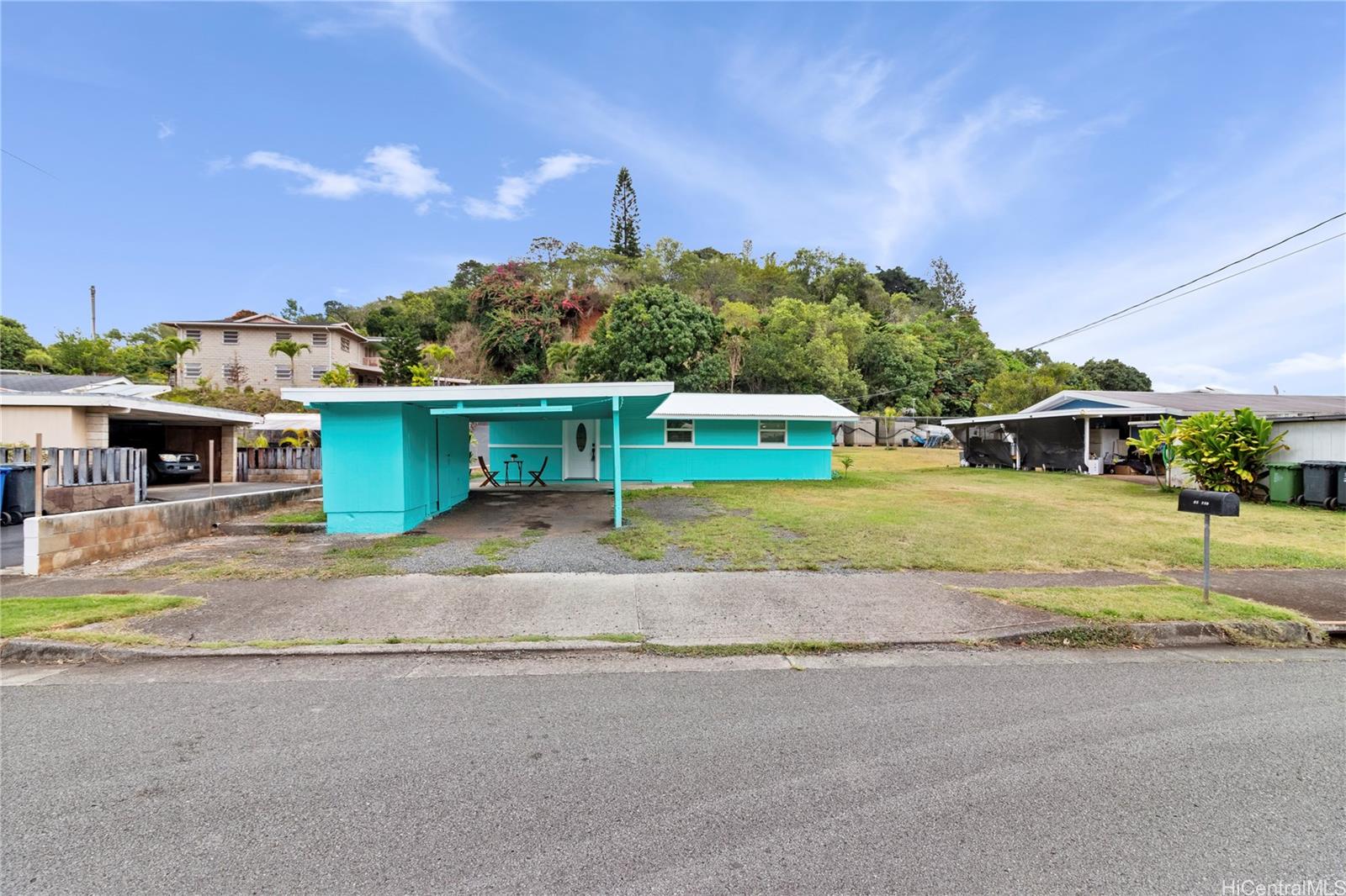 95-118  Waimakua Drive Waipio Acres/waikalani Woodlands, Central home - photo 2 of 17