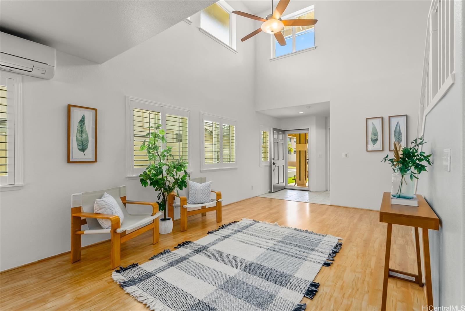 95-1254  Ahoka Street Mililani Mauka, Central home - photo 2 of 25