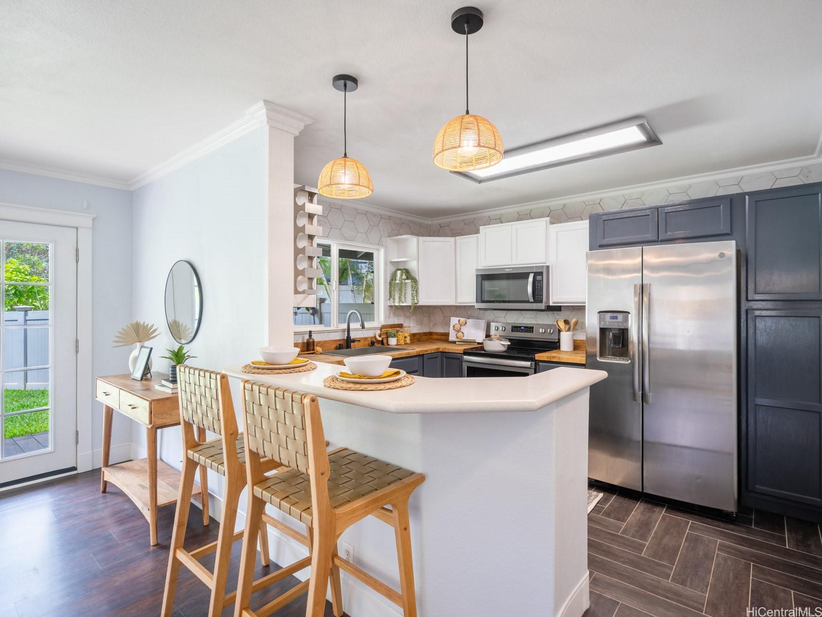 95-1298  Wikao Street Launani Valley, Central home - photo 3 of 22