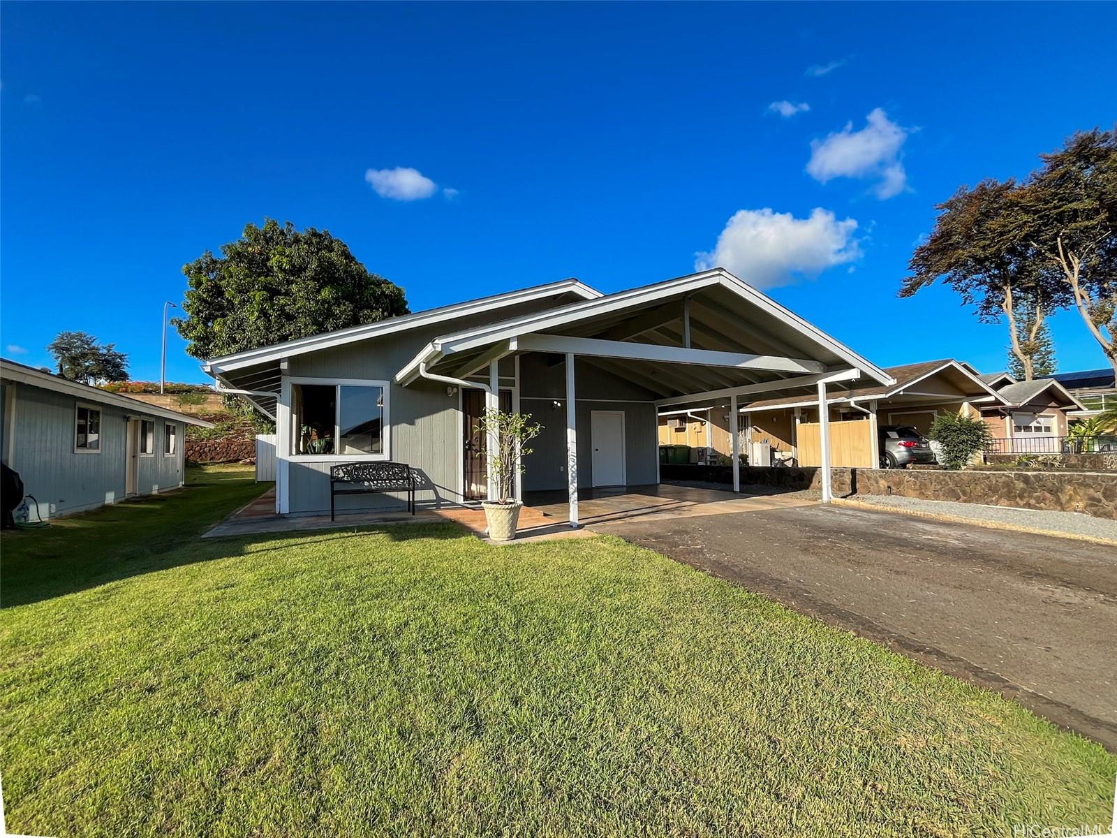 95-135  Hamumu Place Mililani Area, Central home - photo 14 of 18