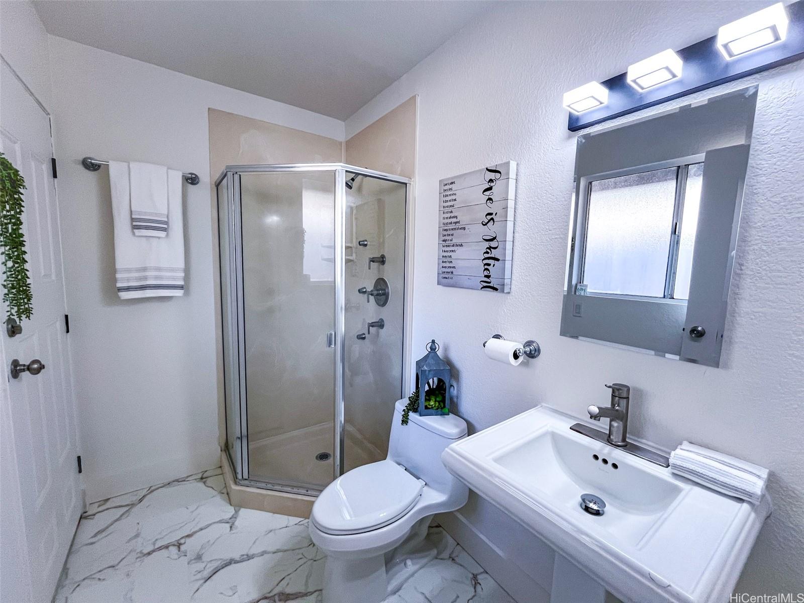 95-135  Hamumu Place Mililani Area, Central home - photo 8 of 18