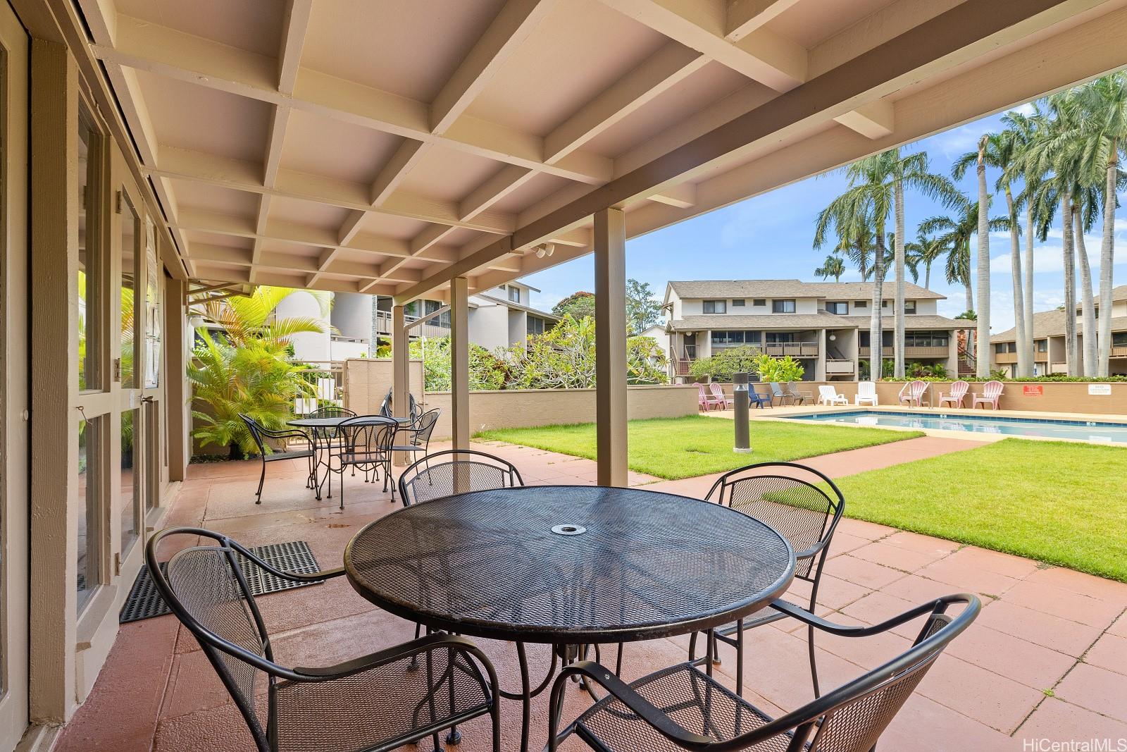 Mililani Town Assoc. townhouse # 127, Mililani, Hawaii - photo 20 of 25