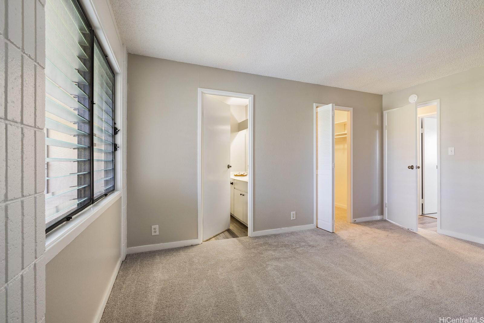 Mililani Town Assoc. townhouse # 127, Mililani, Hawaii - photo 9 of 25