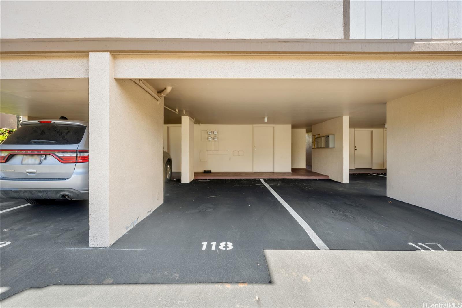 Mililani Town Association townhouse # 251, Mililani, Hawaii - photo 21 of 23