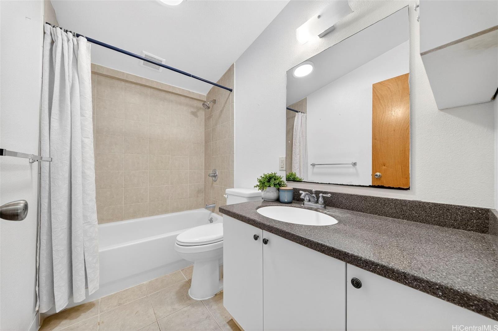 95-145  Wailawa Pl Waipio Acres/waikalani Woodlands, Central home - photo 13 of 25