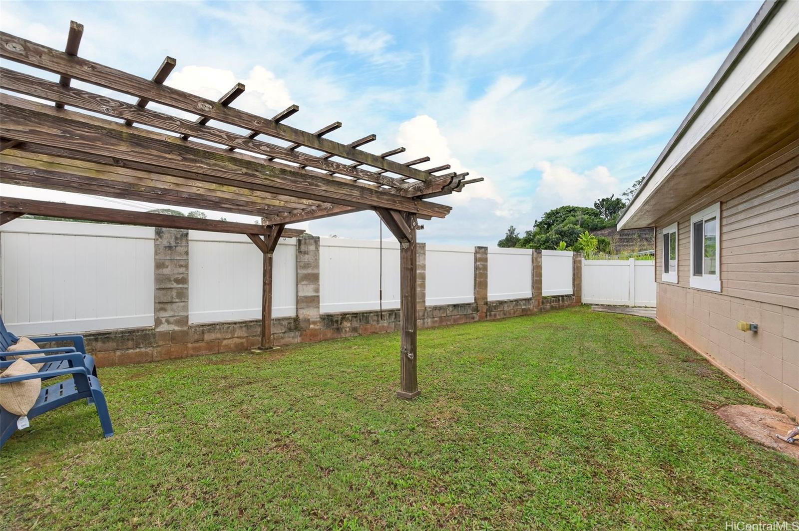 95-145  Wailawa Pl Waipio Acres/waikalani Woodlands, Central home - photo 22 of 25