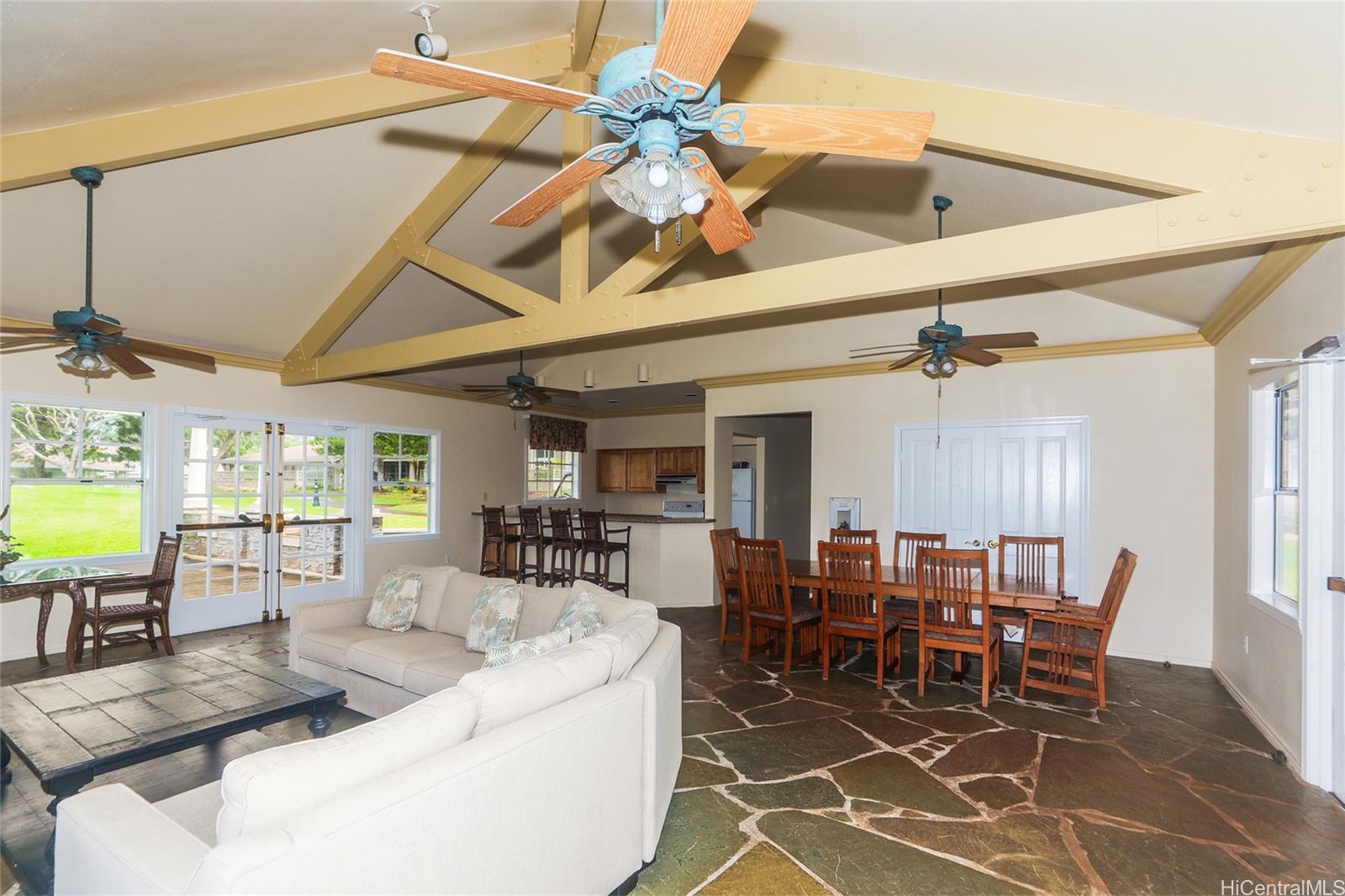Hampton Court, Ph 2 condo # 5, Mililani, Hawaii - photo 23 of 24