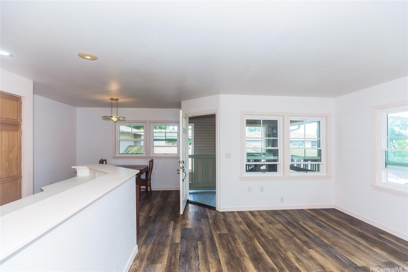 Hampton Court, Ph 2 condo # 5, Mililani, Hawaii - photo 6 of 24