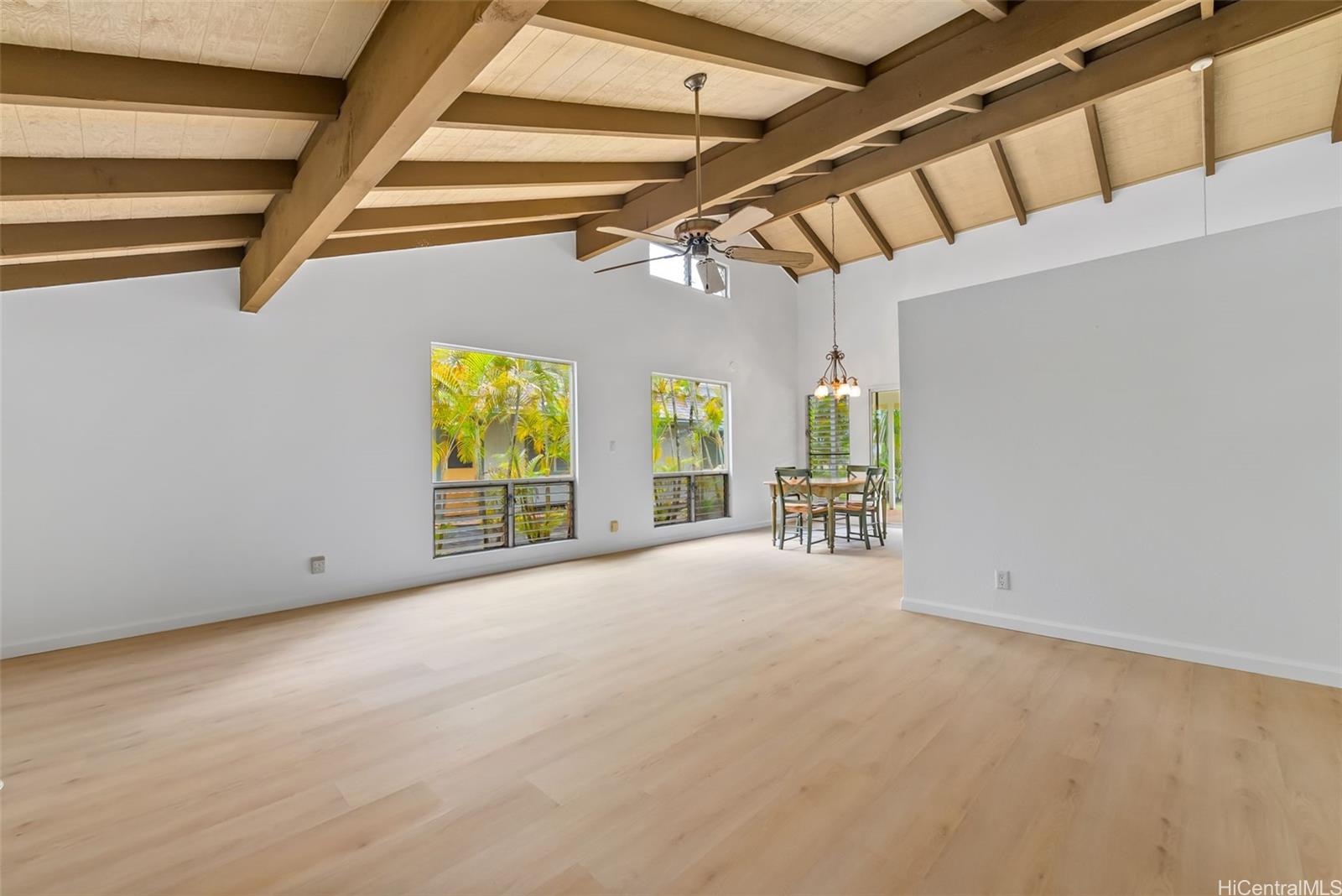 95-153  Makaunulau Pl Mililani Area, Central home - photo 8 of 11