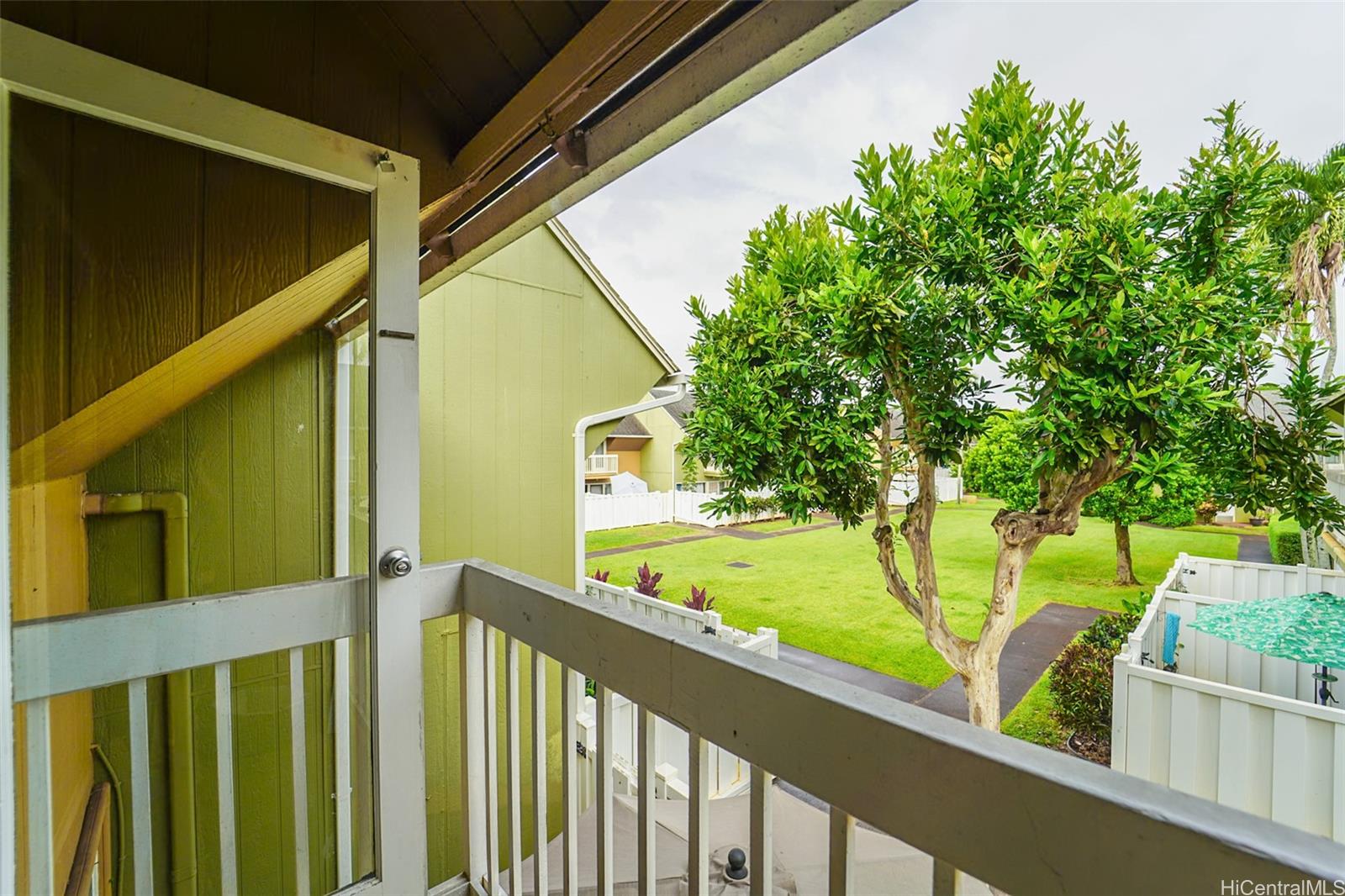 95-160 Kipapa Drive townhouse # 27, Mililani, Hawaii - photo 15 of 23