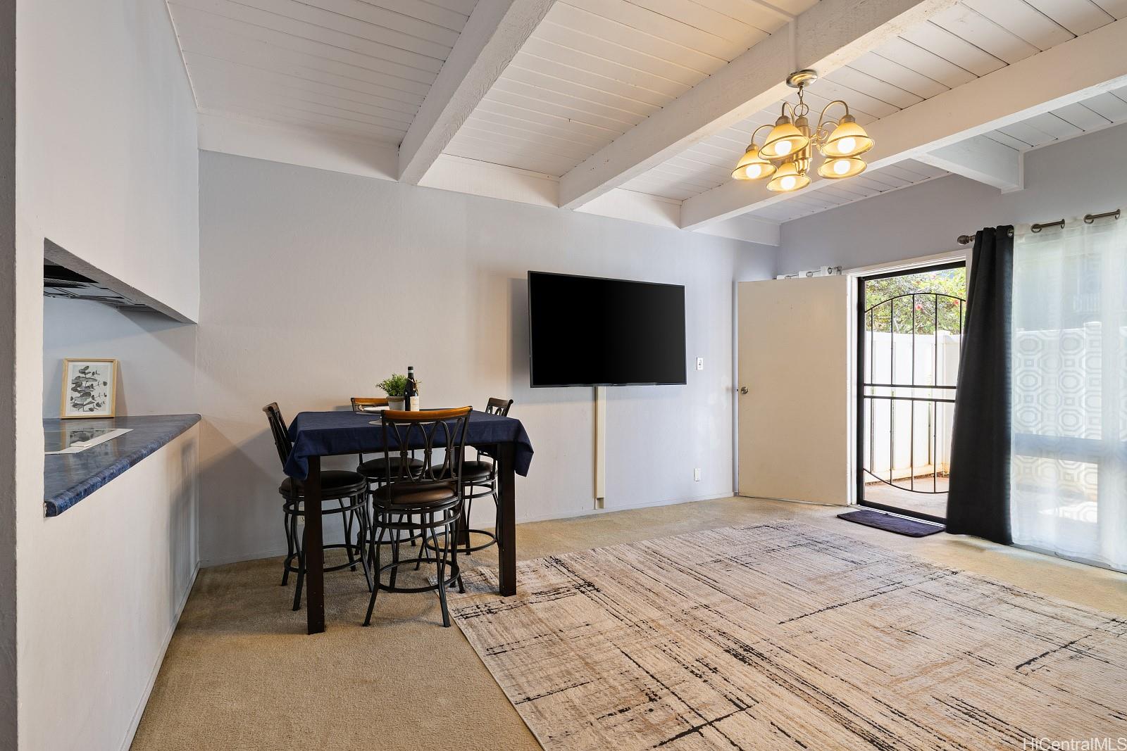 MTA townhouse # 43, Mililani, Hawaii - photo 2 of 17